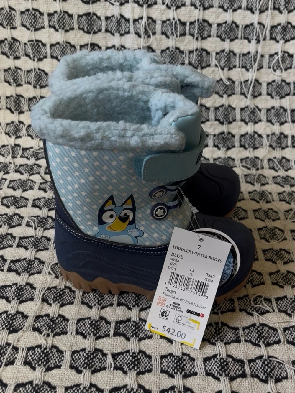 NWT Bluey Toddler Size 7 Winter Snow Boots Blue Faux Fur Warm